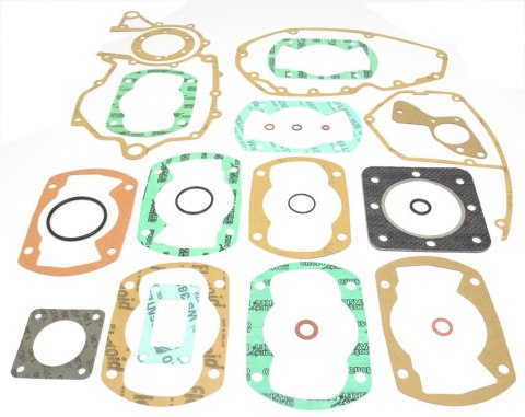 ATHENA KOMPLET USZCZELEK KTM 250 2T '74-'81 (GS 250, MX 250) ATHENA KOMPLET USZCZELEK KTM 250 2T '74-'81 (GS 250, MX 250)