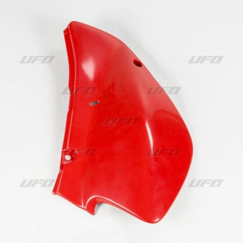 UFO BOCZKI TYLNE HONDA XR 650R '00-'20 (1 SZT. PRAWY) KOLOR CZERWONY UFO BOCZKI TYLNE HONDA XR 650R '00-'20 (1 SZT. PRAWY) KOLOR CZERWONY