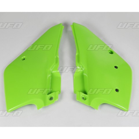 UFO BOCZKI TYLNE KAWASAKI KDX 200 '95-'20 KOLOR ZIELONY UFO BOCZKI TYLNE KAWASAKI KDX 200 '95-'20 KOLOR ZIELONY