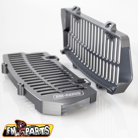 FM-PARTS OSŁONY CHŁODNICY (KRATKI) ALUMINIUM KTM/HUSQVARNA '20-23' KOLOR SREBRNY (GUN METAL) FM-PARTS OSŁONY CHŁODNICY (KRATKI) ALUMINIUM KTM/HUSQVARNA '20-23' KOLOR SREBRNY (GUN METAL)