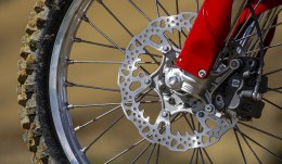 GALFER TARCZA HAMULCOWA TYŁ HONDA CR 125/250; CRF250R '04-'23; CRF 450R '09-'23 (240X140X5MM) SHARK ENDURO MX