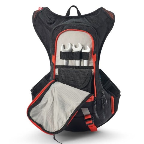 USWE CAMEL BAG RAW 12 KOLOR POMARAŃCZOWY MOTO/ROWER POJEMNOŚĆ 3 LITRY PŁYN (12 L PLECAK + 3L PŁYN) - ZASTĄPIONY 5212090038 USWE CAMEL BAG RAW 12 KOLOR POMARAŃCZOWY MOTO/ROWER POJEMNOŚĆ 3 LITRY PŁYN (12 L PLECAK + 3L PŁYN) - ZASTĄPIONY 5212090038