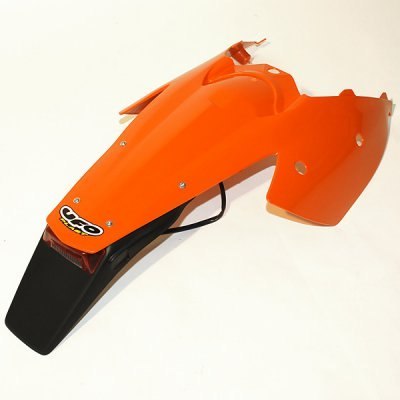 UFO BŁOTNIK TYŁ KTM SX '03-'06, EXC '03-'07 BŁOTNIK Z BOCZKAMI I LAMPKĄ KOLOR POMARAŃCZOWY UFO BŁOTNIK TYŁ KTM SX '03-'06, EXC '03-'07 BŁOTNIK Z BOCZKAMI I LAMPKĄ KOLOR POMARAŃCZOWY