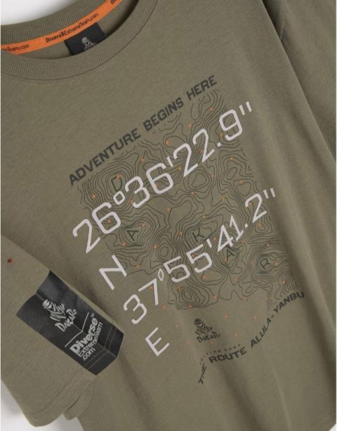 DIVERSE EXTREME TEAM - DAKAR RALLY KOSZULKA (T-SHIRT) DKR OV 0924 KOLOR KHAKI ROZMIAR XXL DIVERSE EXTREME TEAM - DAKAR RALLY KOSZULKA (T-SHIRT) DKR OV 0924 KOLOR KHAKI ROZMIAR XXL