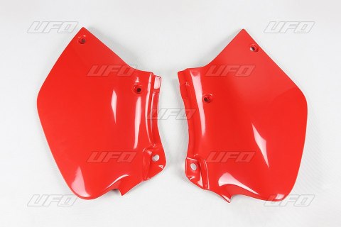 UFO BOCZKI TYLNE HONDA XR 250R / XR400R '96-'10 KOLOR CZERWONY UFO BOCZKI TYLNE HONDA XR 250R / XR400R '96-'10 KOLOR CZERWONY