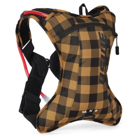 USWE CAMEL BAG OUTLANDER XC 2 FLANNEL KOLOR CZARNO-BRĄZOWY MOTO/ROWER POJEMNOŚĆ 1,5L PŁYN (2L PLECAK) USWE CAMEL BAG OUTLANDER XC 2 FLANNEL KOLOR CZARNO-BRĄZOWY MOTO/ROWER POJEMNOŚĆ 1,5L PŁYN (2L PLECAK)