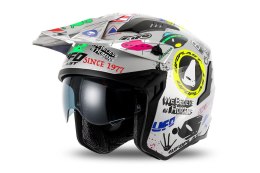UFO KASK SHERATAN JET / TRIAL Z BLENDĄ PRZECIWSŁONECZNĄ KOLOR SREBRNY Z KOLOROWYMI APLIKACJAMI UFO ROZMIAR L - KOLEKCJA 2025/202