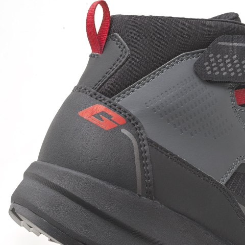 GAERNE BUTY TURYSTYCZNE KRÓTKIE G_NEXO AQUATECH BLACK/RED KOLOR CZARNY/CZERWONY ROZMIAR 45