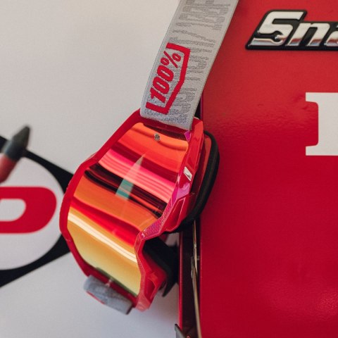 100 PROCENT GOGLE ACCURI 2 GATORBACK - RED MIRROR LENS- KOLOR CZERWONY/SZARY- SZYBKA CZERWONE LUSTRO