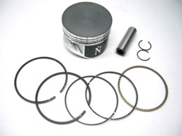 NAMURA TŁOK HONDA TRX 250 RECON '97-'01 (68,45MM)(PŁASKIE DENKO, BEZ WYCIĘCIA NA ZAWORY) (PIERŚCIENIE NA-10025R)