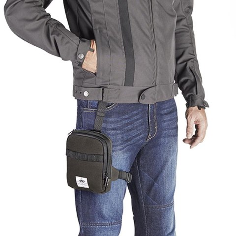 KAPPA 2025/04 TORBA NA UDO 1L (CAFE RACER RAMBLER) (WYS. 18 X SZER. 13 X GŁ. 3CM) KOLOR CZARNY KAPPA 2025/04 TORBA NA UDO 1L (CAFE RACER RAMBLER) (WYS. 18 X SZER. 13 X GŁ. 3CM) KOLOR CZARNY